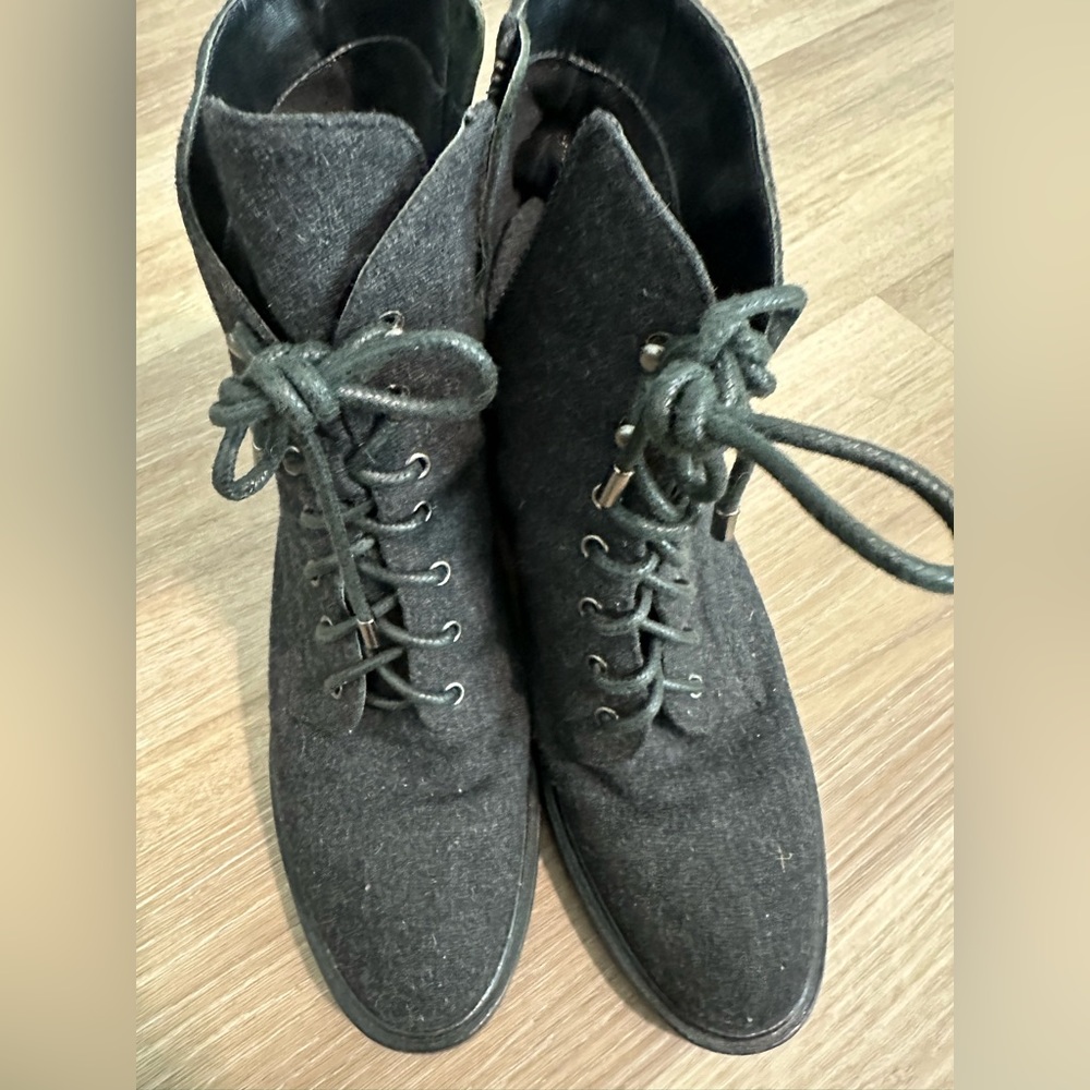 Joie Boots
